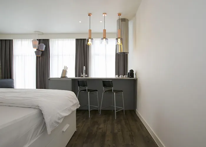 Apartment De With Studio's *