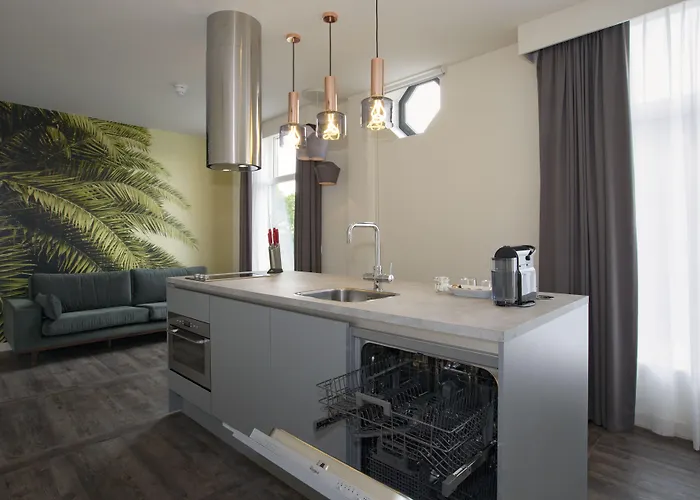 De With Studio's Apartment Rotterdam