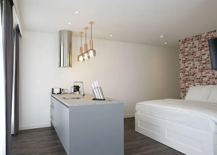 De With Studio's Apartment *