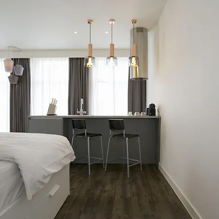 Appartement De With Studio's *
