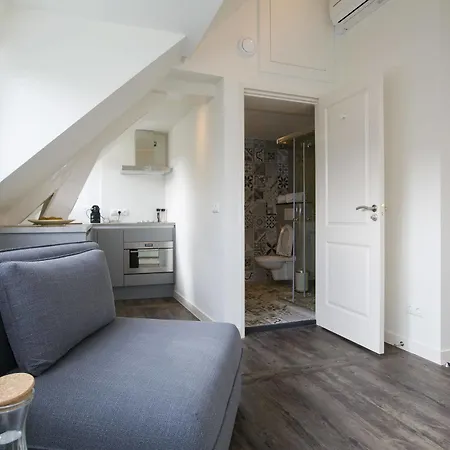 Apartamento De With Studio's